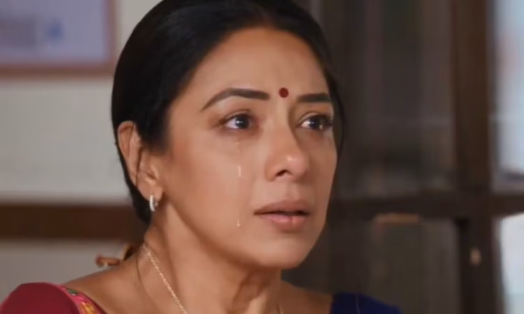 Rupali Ganguly as Anupamaa looking emotional as hints of Anuj Kapadia's return surface in latest episode