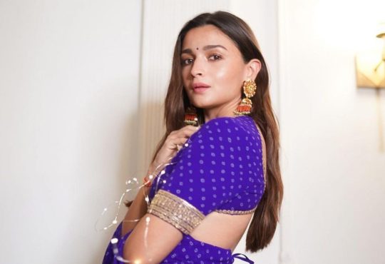Alia Bhatt's trendsetting blouse designs are a perfect blend of elegance and modernity