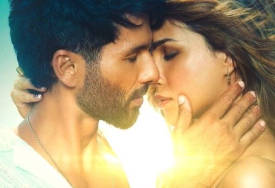 Actress performing hot kissing scene in biopic with intense on-screen chemistry