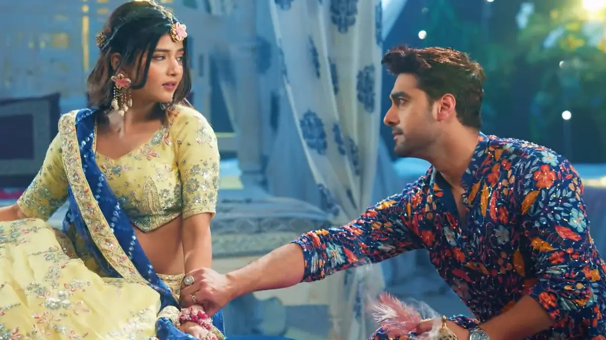 Abhira decorating Armaan and Geetanjali’s honeymoon suite in Yeh Rishta Kya Kehlata Hai