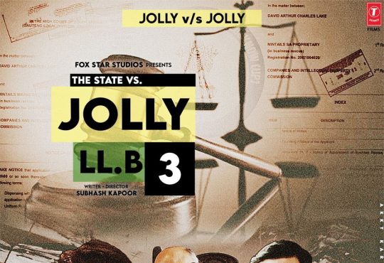 Akshay Kumar and Arshad Warsi in Jolly LLB 3 courtroom scene, reflecting box office success