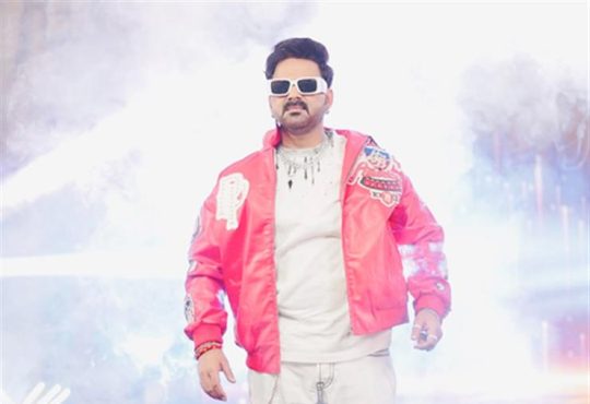 Pawan Singh leaving Rise & Fall reality show set, surprising fans with sudden exit