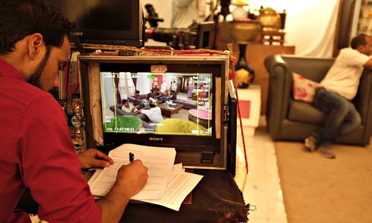 Bollywood behind-the-scenes drama with actors and film crew