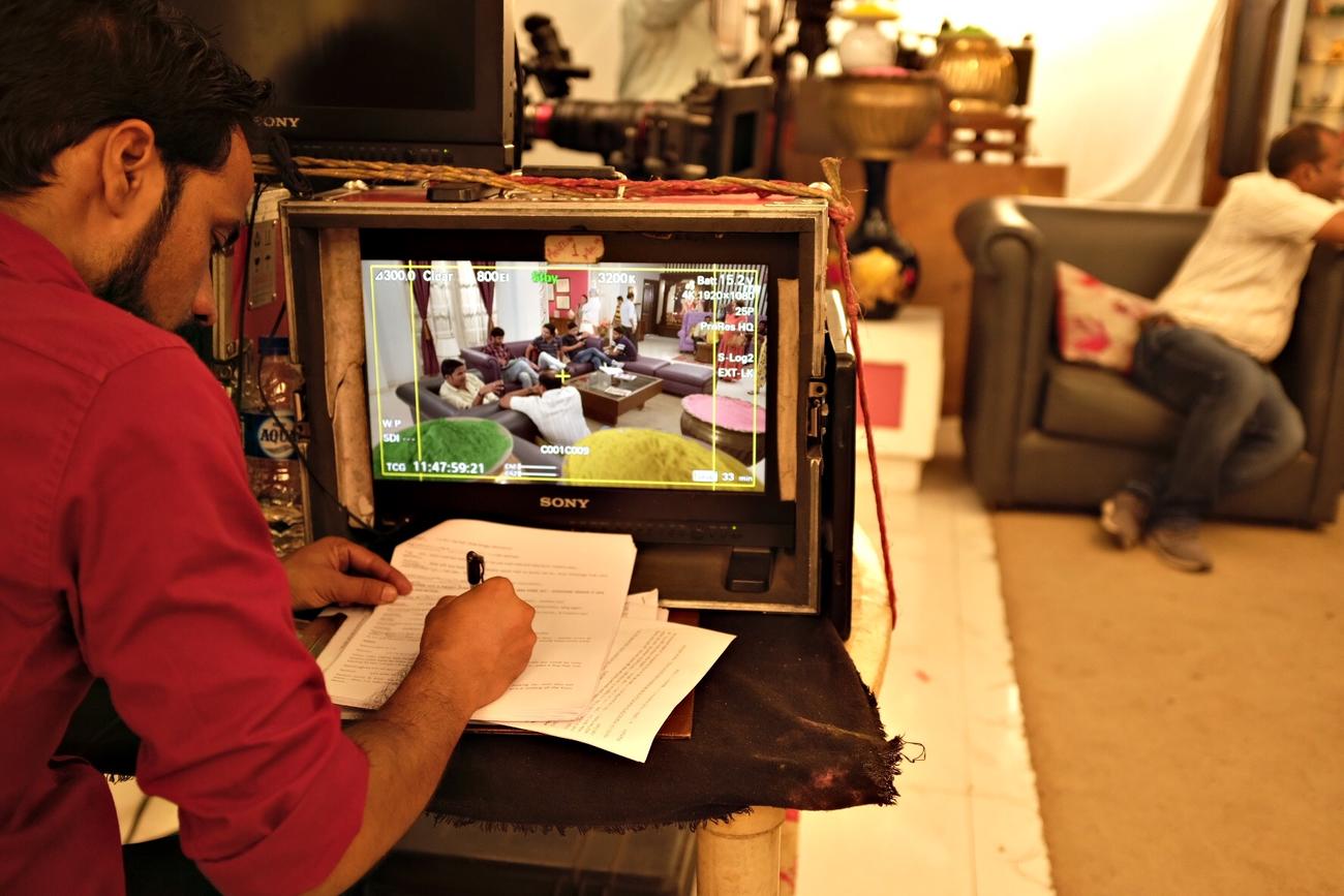 Bollywood behind-the-scenes drama with actors and film crew