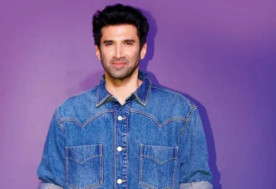 Bollywood celebrities at a Mumbai film event – Bollywood news today live