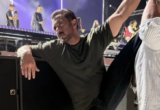 Salman Khan fit and flexible during Da-Bangg Doha rehearsals