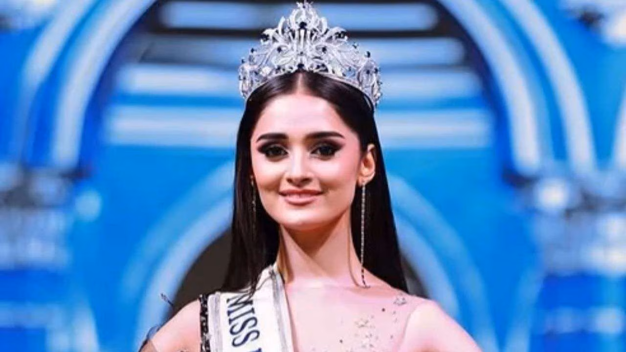 Manika Vishwakarma expressing heartfelt reaction to Delhi car blast