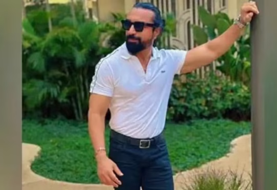 Ajaz Khan issuing apology to police over controversial Salman Lala video