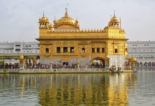Golden Temple featured in top Bollywood movies shot inside the temple